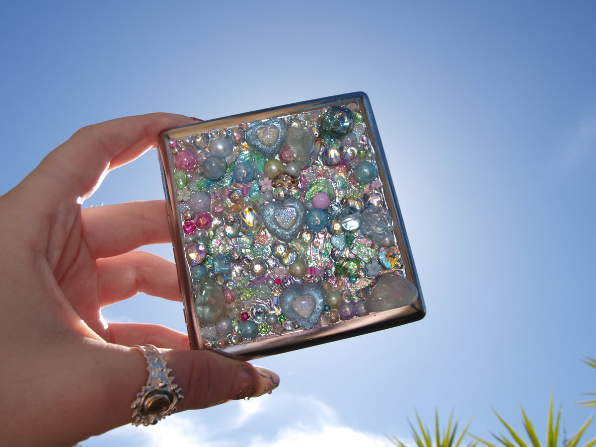 Hot Girl Purse Cigarette Case - Custom